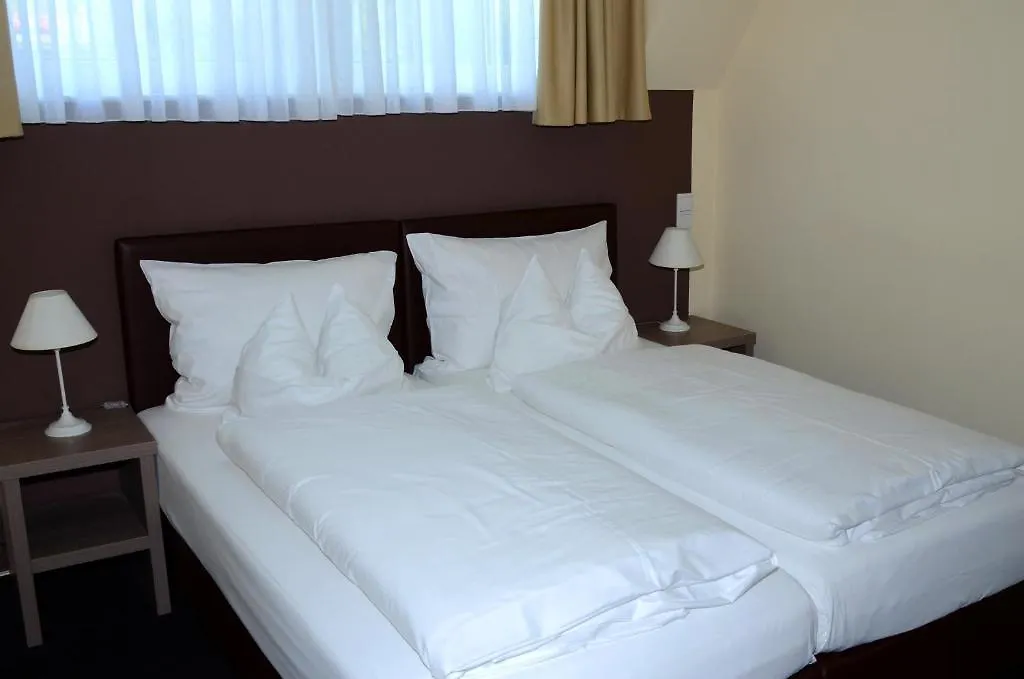 Hotel Destination 21 Duesseldorf 3*, Dusseldorf